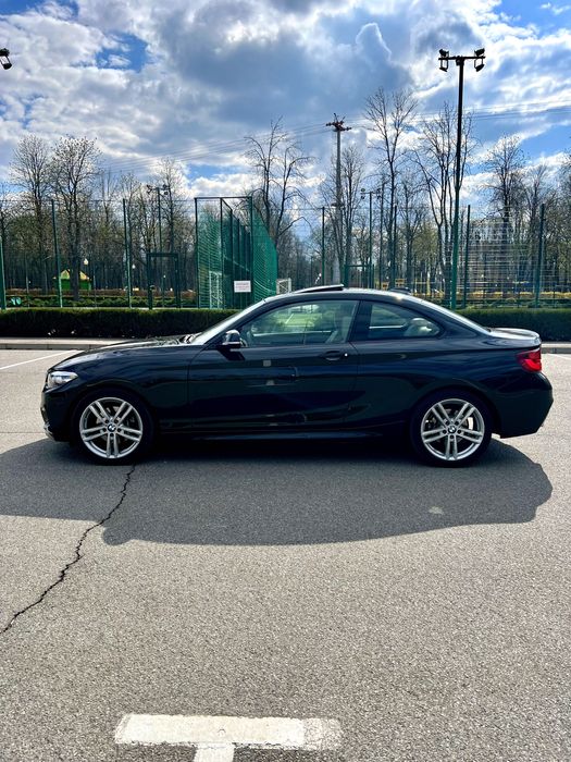 Продам BMW 230 2019