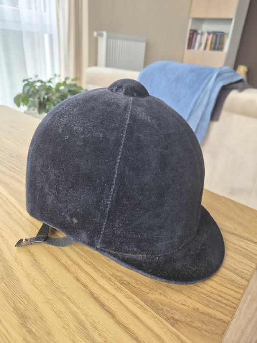 Sprzedam kask jeździecki używany