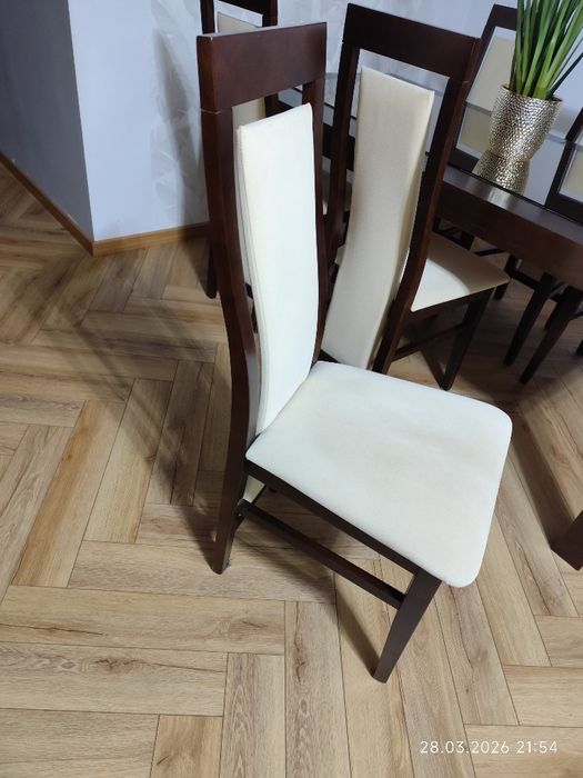 Stół i 6 krzeseł