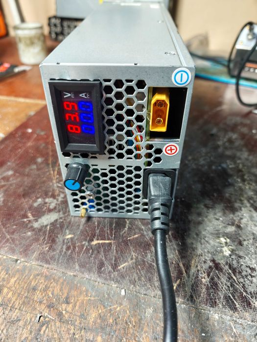 Зарядне  для акумулятора та живлення 12в Emerson R48-2900W 3-120V 25A | 12V 24V 36V 48V 60V 72V |