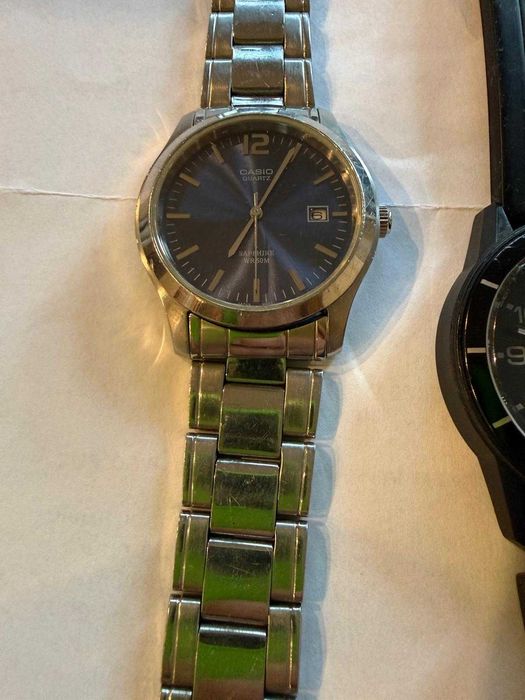 zegarek casio quartz