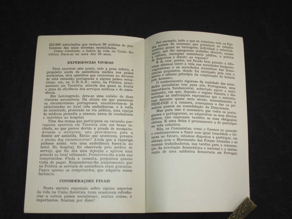 Livro Alguns Aspectos da Vida na União Soviética 1974