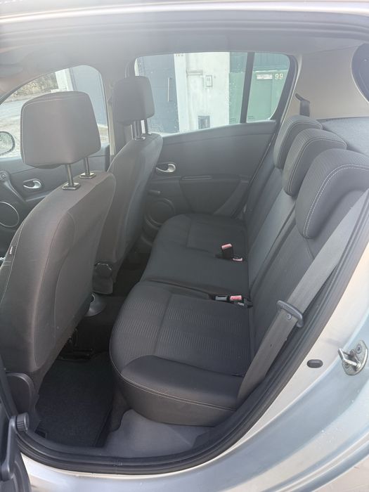 Renault clio 1.2i