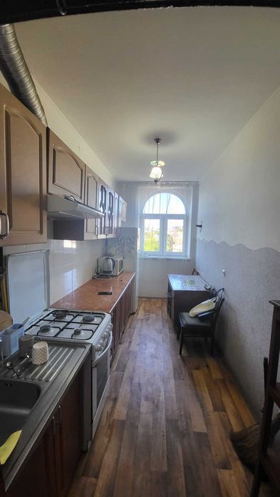 Продаж 2 к вул. Бандери ( Політехніка)
