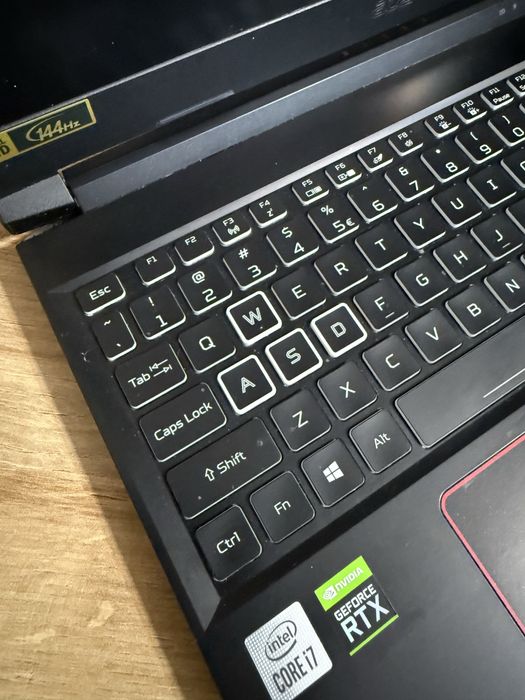 Laptop Acer nitro 5 rtx 3060 intel core i7 10750h