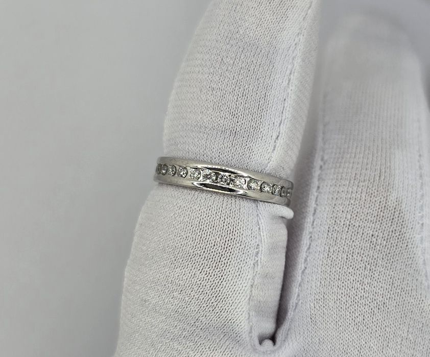 Бриллиантовое кольцо дорожка