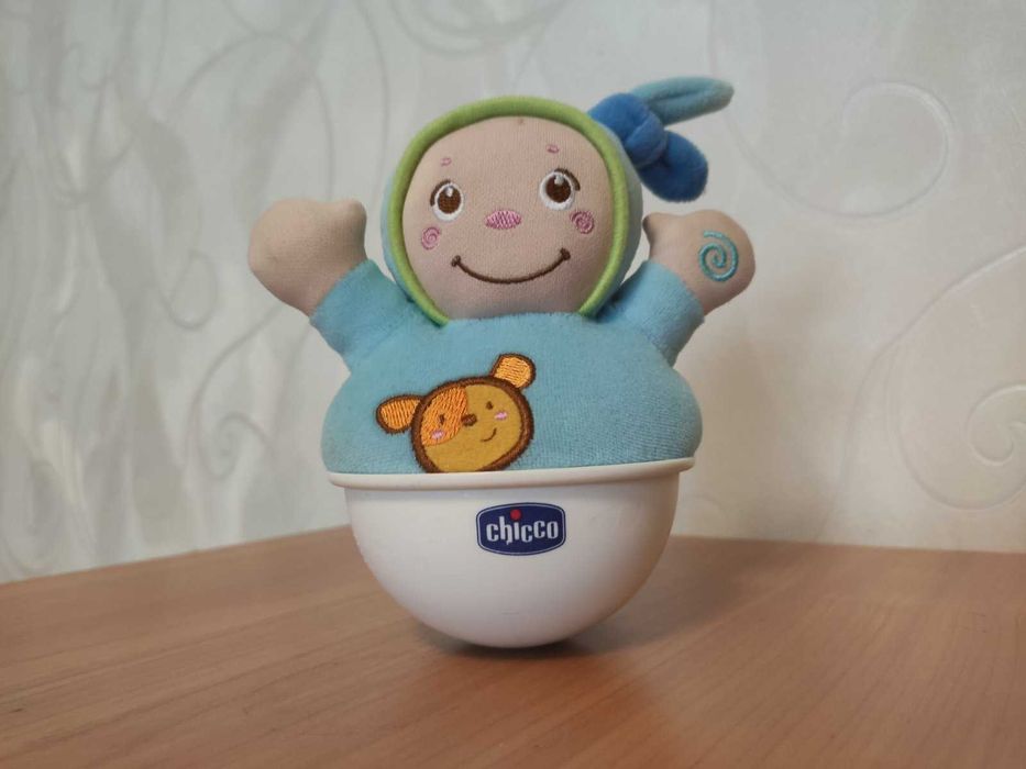 Музична неваляшка Chicco