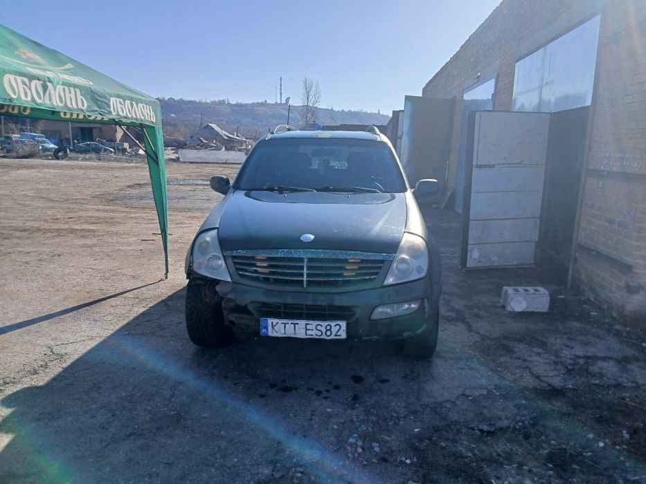 Продам або обміняю Ssang Yung Reston