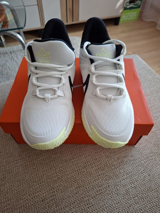 Nike  star  Runner 4 nn