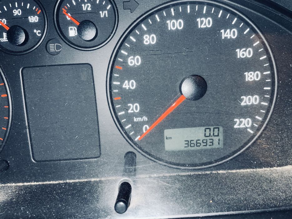 VW Transporter T5 1.9 TDI PD
