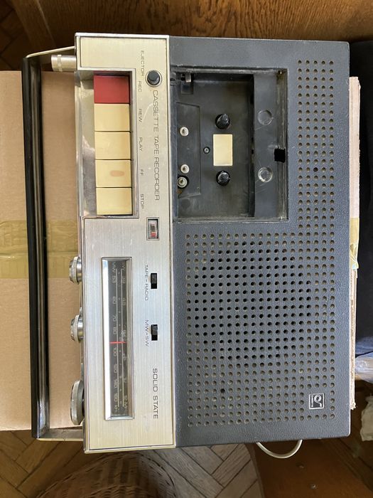 Radiomagnetofony: Sharp RD-405, Aciko ACR 703S