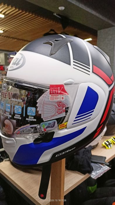 Kask motocyklowy ARAI PROFILE-V tube red -S