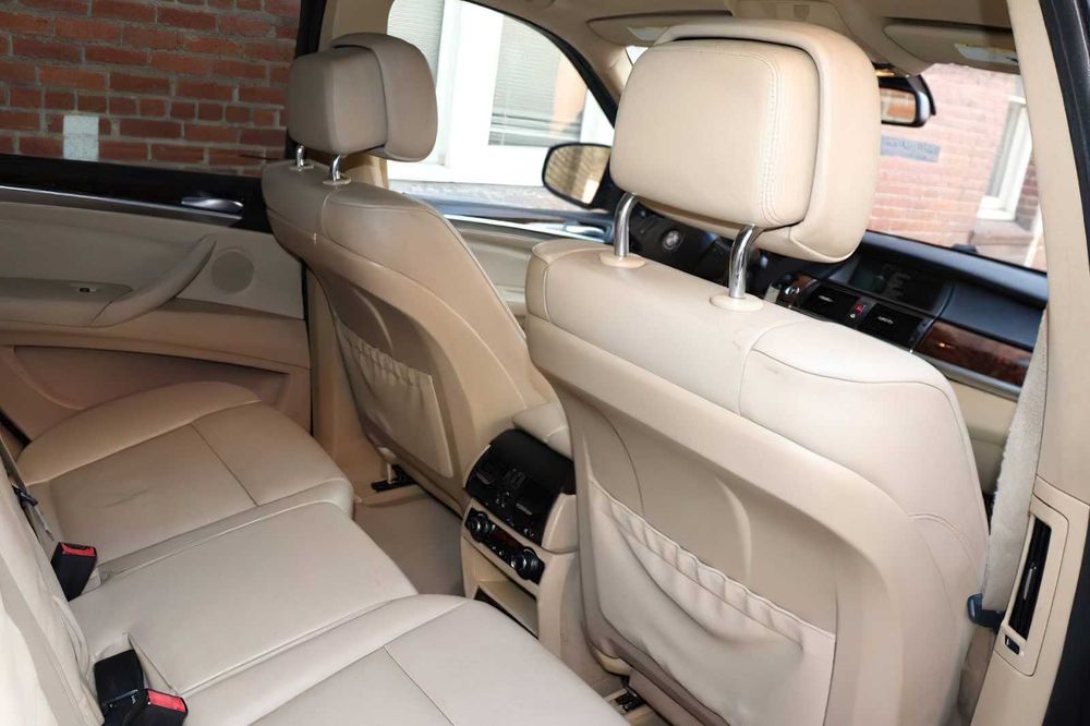 BMW X5 xDrive35d      2013