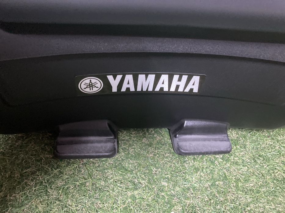 Top case yamaha 50L (2 capacetes)