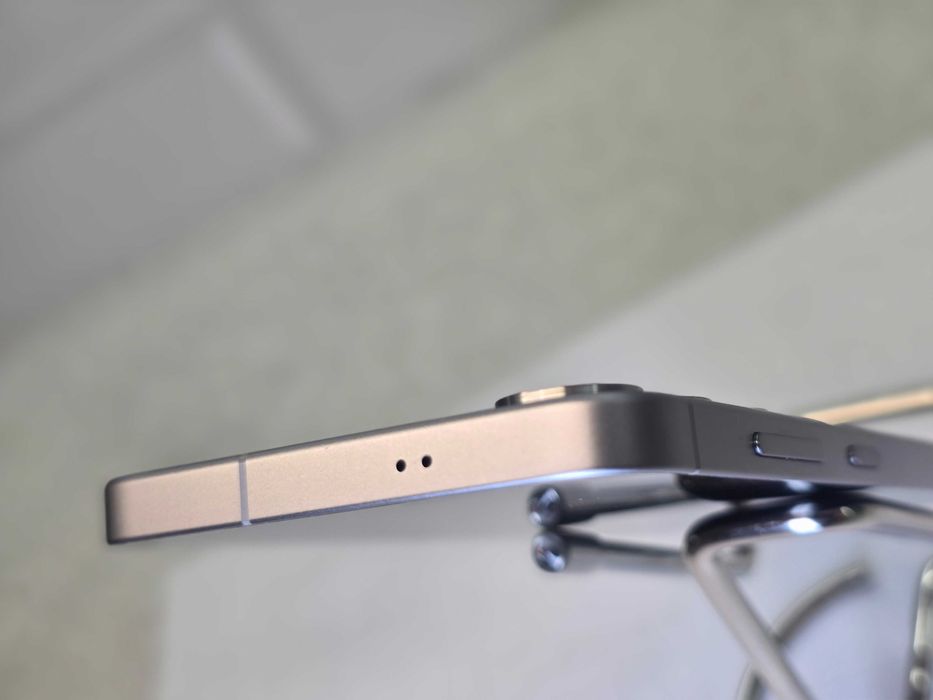 Samsung Galaxy S25 12/128 GB Global новий