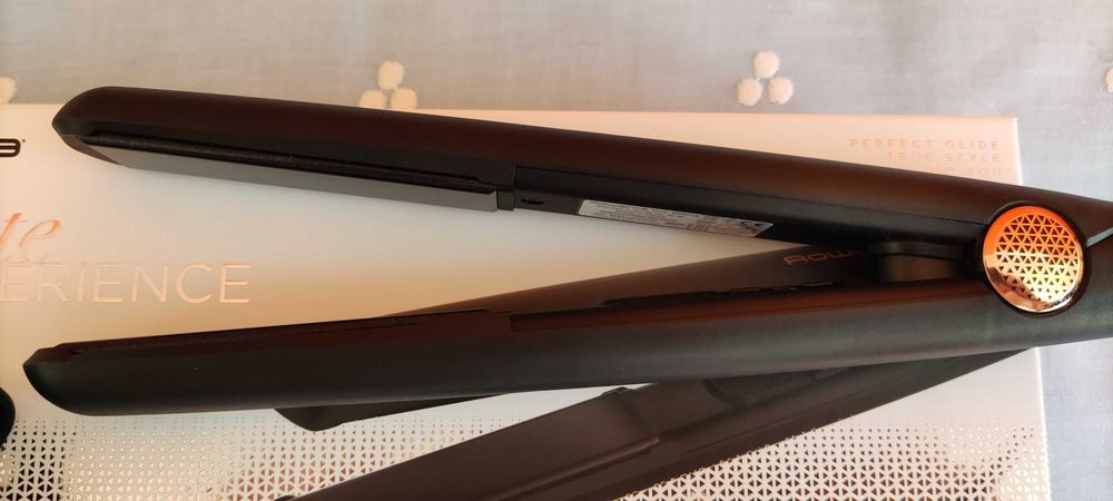 Alisador e modelante de cabelo Rowenta