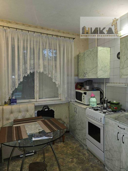 Оренда кімнатної квартири вул. Рустпві