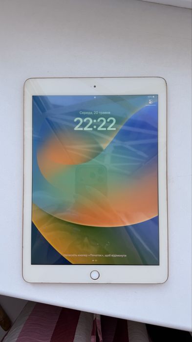 iPad 5 покоління 32 GB Rose gold