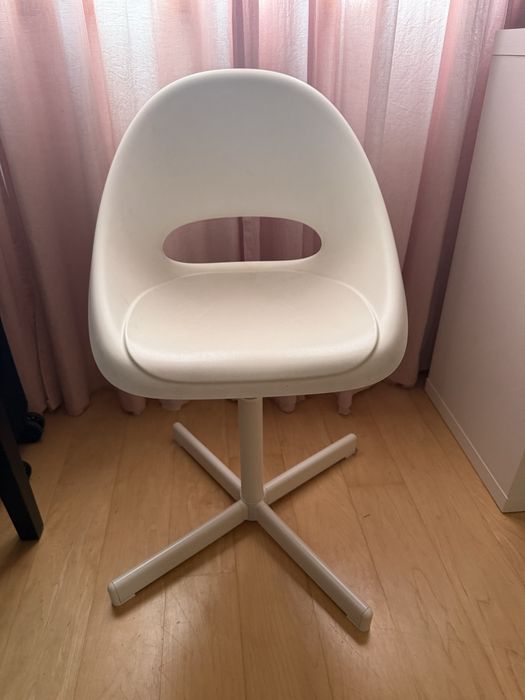 Cadeira de secretaria de crianca