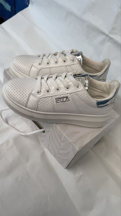 Нові кеди, жіночі