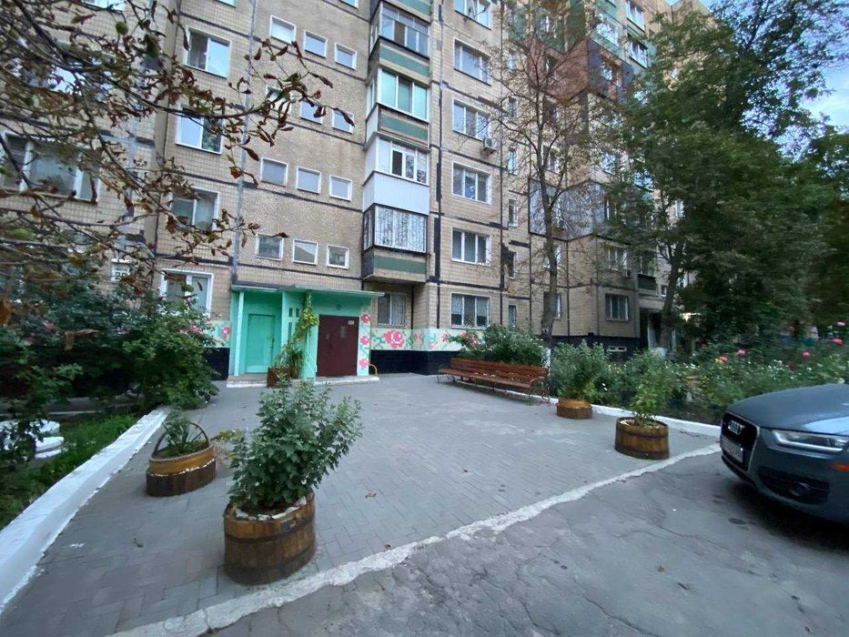 Продаётся 3-комнатная квартира на микрорайоне Солнечный