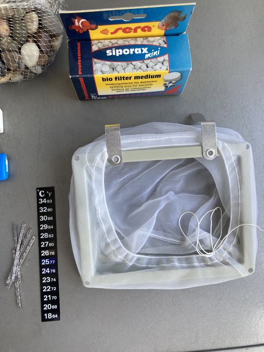 Tesoura aquário e raspador