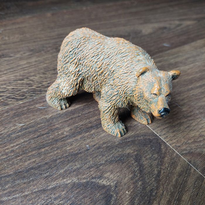 Urso pardo miniatura