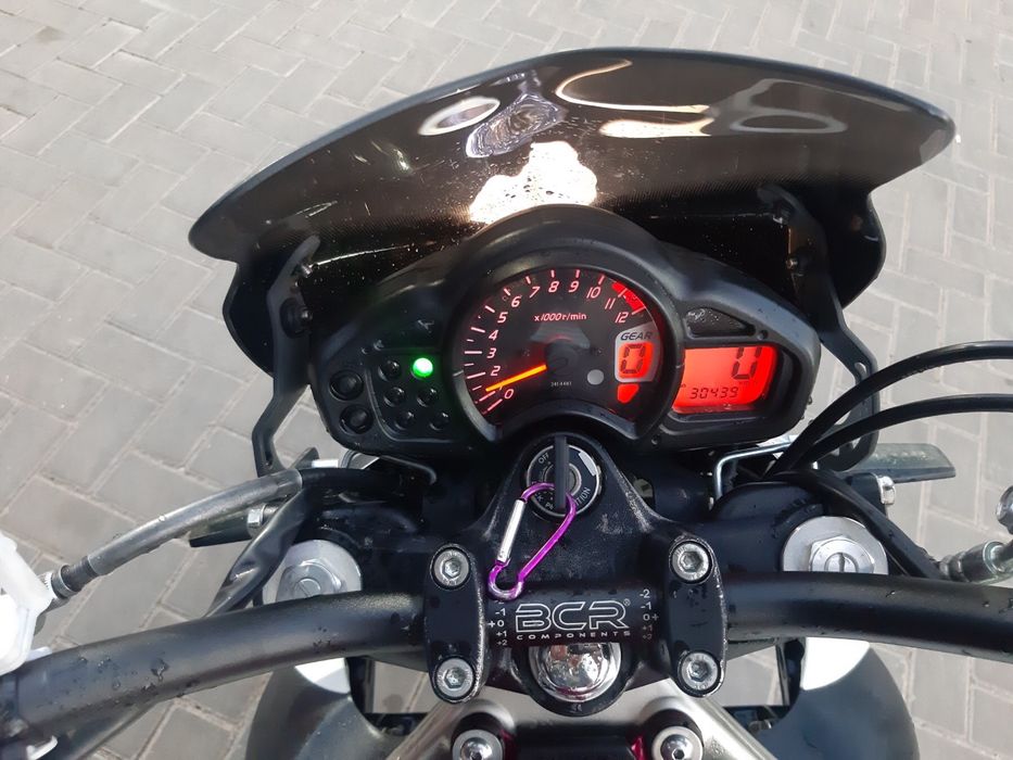 Suzuki Gladius SV650