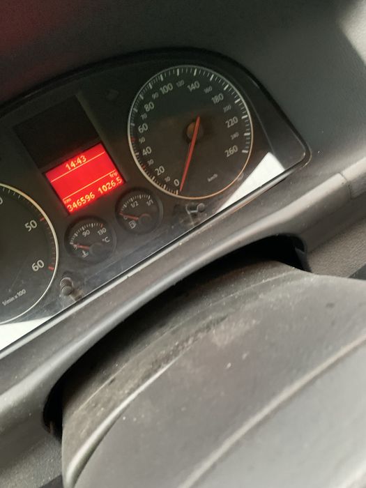 Vw touran 1.9 tdi klima