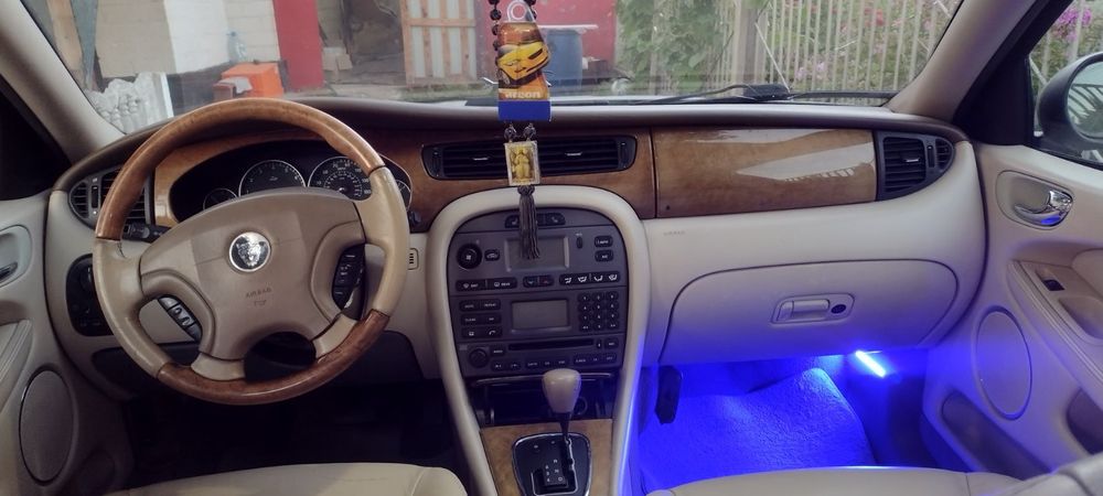 Продам Ягуар Х тайп 3550$