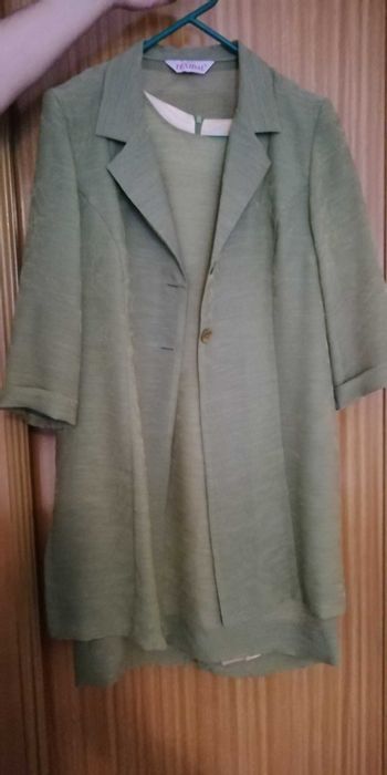 Fato vestido e casaco como novo cor verde