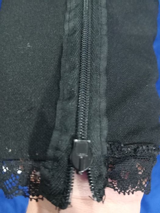 Top krótki koronkowy