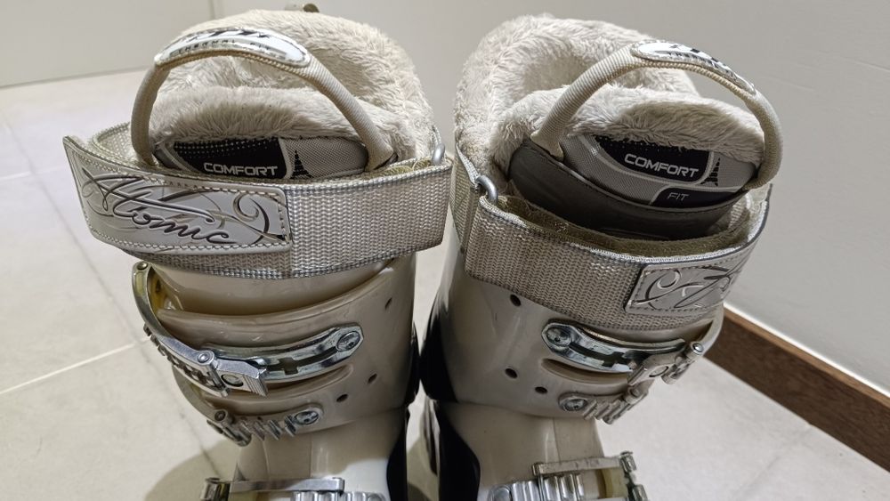 Botas ski Atomic 39