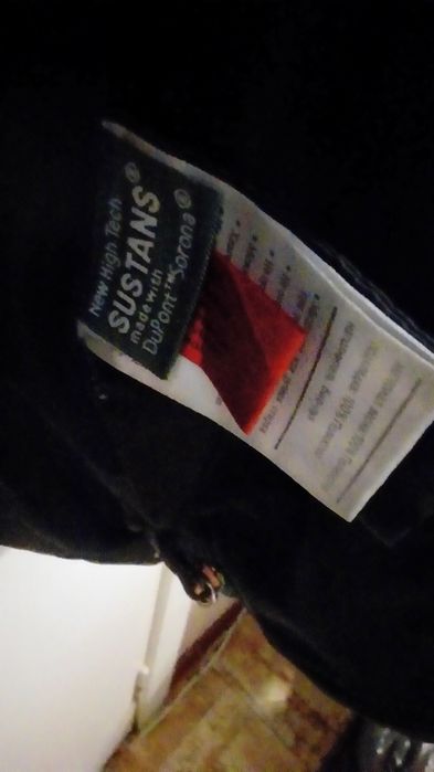 Продам фирменное полупальто на осень -зиму за 1200грн.