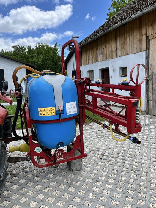 Opryskiwacz polowy zawieszany P340 – 400 L / 12 m – 2013 – Stan BDB