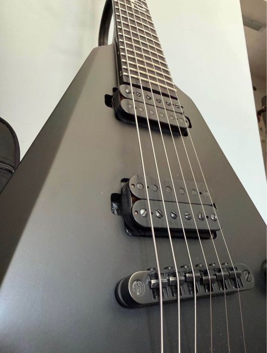 Guitarra elétrica Solar V2.6C G2 | Preto fosco