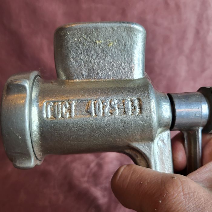 Stara maszynka do mięsa rosyjska ¹⁸⁰