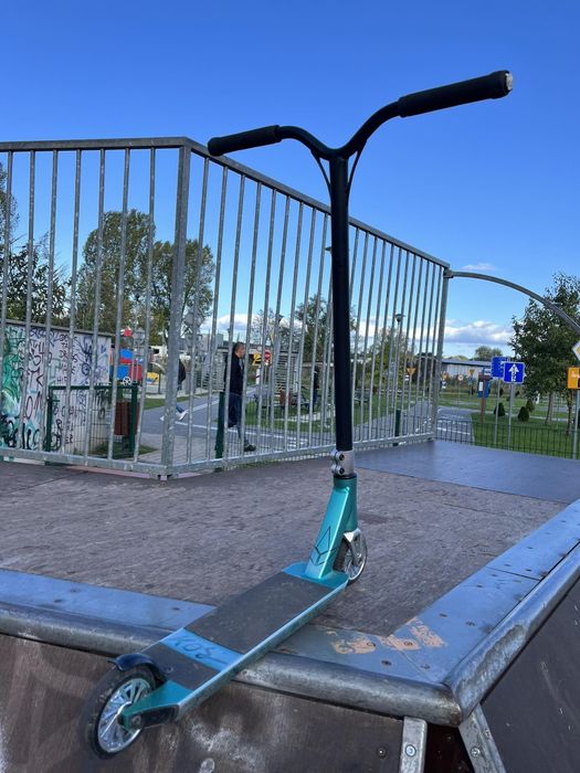 Hulajnoga wyczynowa custom park
