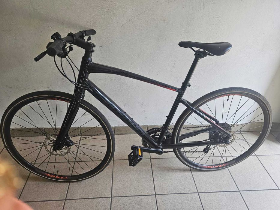 Rower Męski  fitness Specialized Sirrus 3.0 / Koła 28cali szosowe / Twój LOMBARD / CZ-WA
