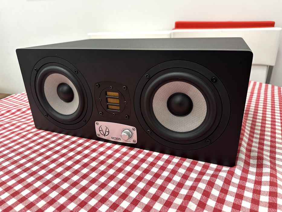 EVE Audio SC305 Monitores (PAR)