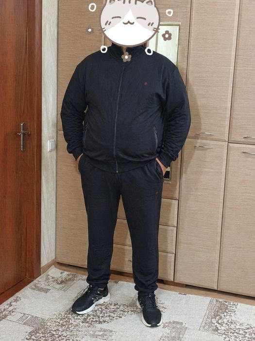 Спортивний костюм
