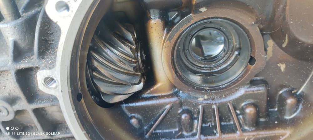 Obudowa Skrzyni 5HP-19 EYF Części Blask Gołdap