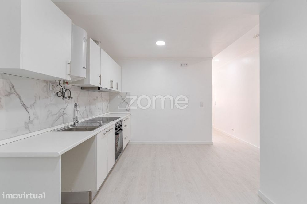 Moradia T2 transformada em T3 São Pedro