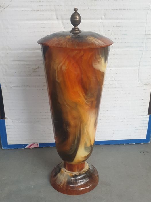 Unique Art Deco butterscotch Amber Bakelite Catalin urn