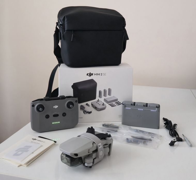 DJI Mini 2 SE Fly More Combo | STAN IDEALNY | Tylko 3,7h lotu, Baterie 4/4/6 cykli!