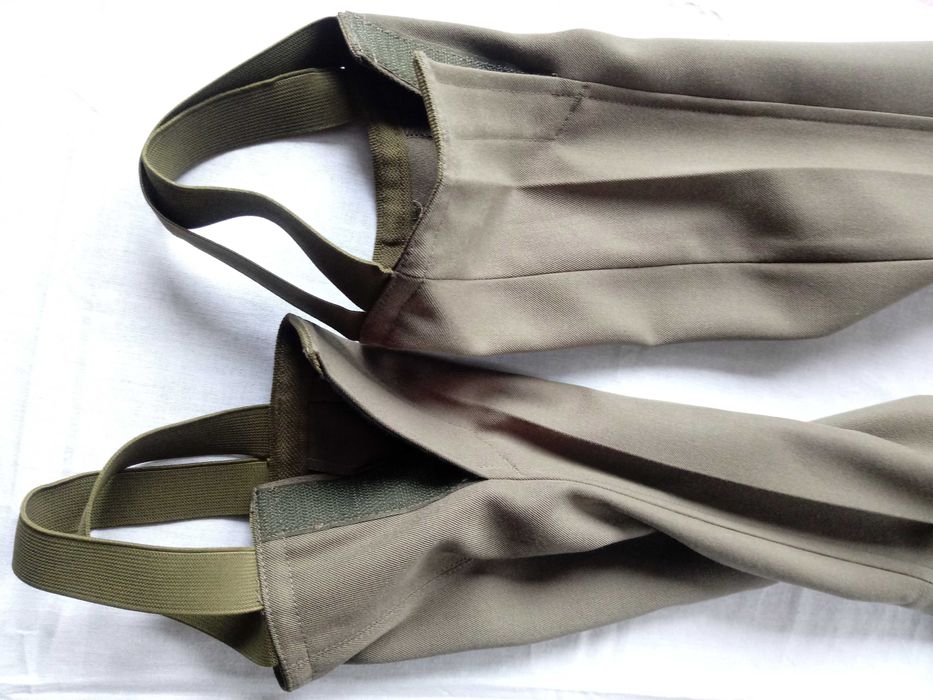 bryczesy spodnie oficerskie wojskowe KRWP wz.92 batalion reprez. WP