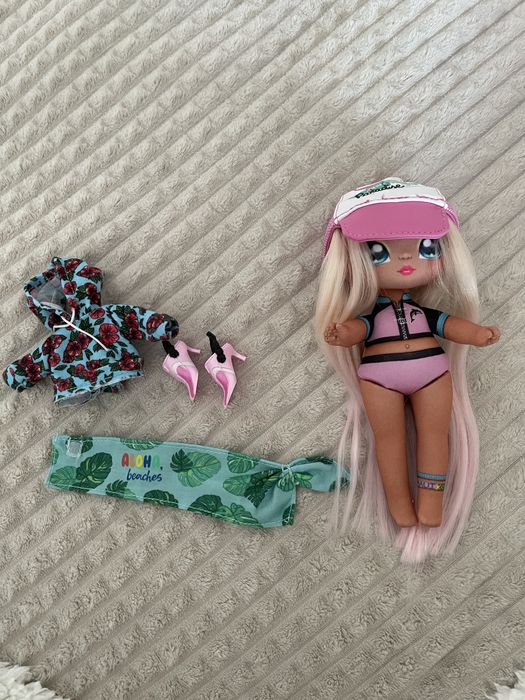 Лялька “Nanana surprise!”