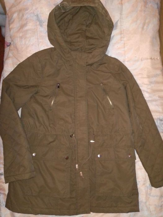 Легкая куртка + меховая подстежка  2 в 1 .