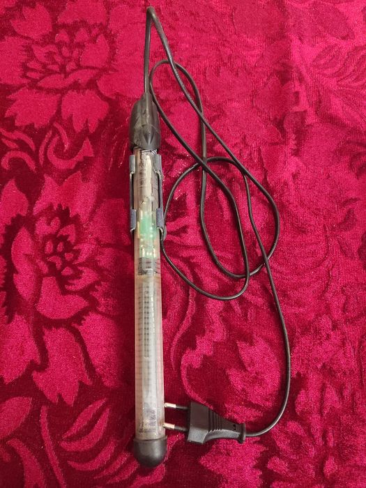 Продається кутовий акваріум  140 л.