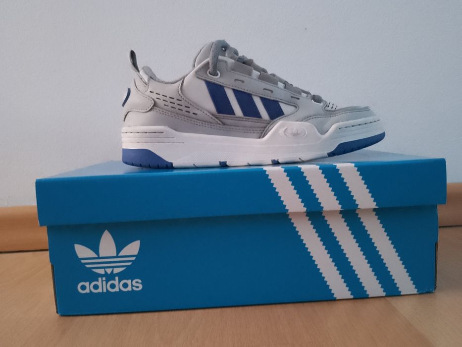 Buty Adidas model adi 2000